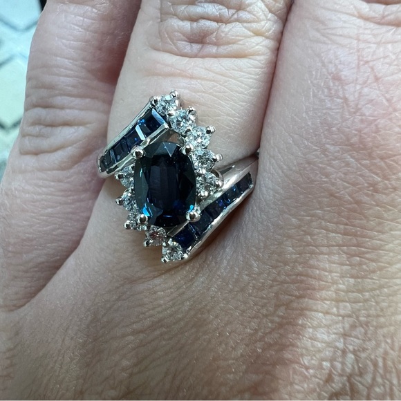 14k White Gold Diamond & Sapphire Ring - Picture 5 of 8